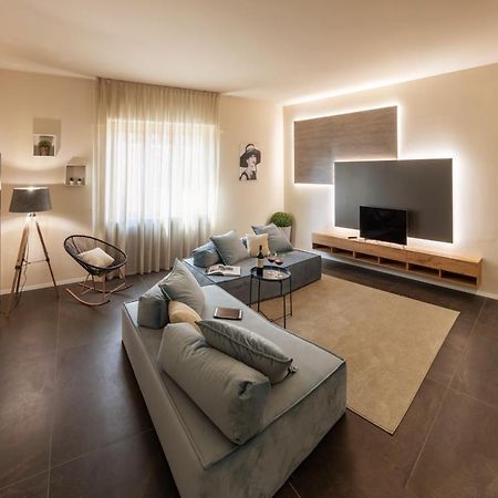 100Towers Deluxe Apartment 알바 외부 사진